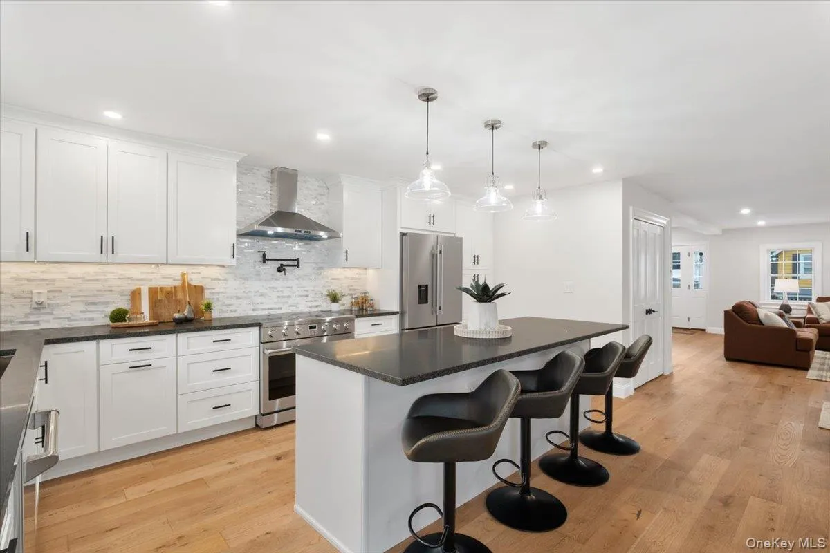 32 Ackerman Street, Beacon, NY, 3 Bedrooms Bedrooms, 10 Rooms Rooms,3 BathroomsBathrooms,Residential Lease,For Rent,Ackerman,0,985901 32 Ackerman Street, Beacon, NY, 3 Bedrooms Bedrooms, 10 Rooms Rooms,3 BathroomsBathrooms,Residential Lease,For Rent,Ackerman,0,985901