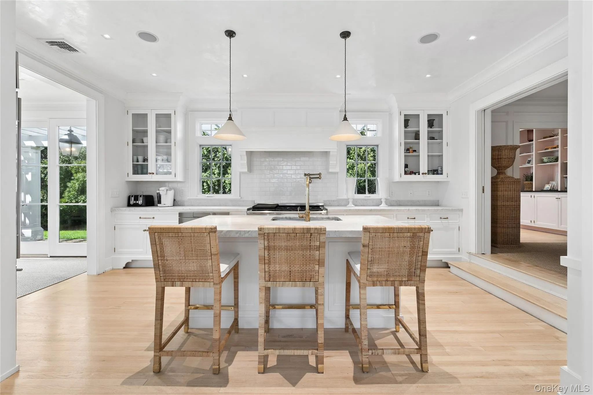 60 Old Town Crossing, Southampton, NY, 6 Bedrooms Bedrooms, 13 Rooms Rooms,5 BathroomsBathrooms,Residential Lease,For Rent,Old Town,0,985915 60 Old Town Crossing, Southampton, NY, 6 Bedrooms Bedrooms, 13 Rooms Rooms,5 BathroomsBathrooms,Residential Lease,For Rent,Old Town,0,985915