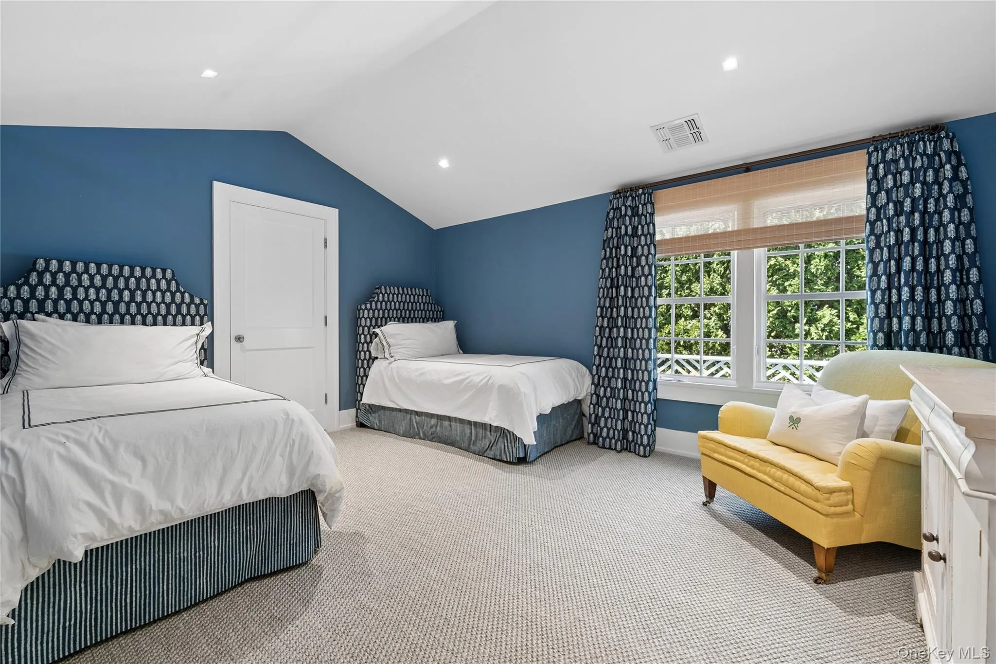 60 Old Town Crossing, Southampton, NY, 6 Bedrooms Bedrooms, 13 Rooms Rooms,5 BathroomsBathrooms,Residential Lease,For Rent,Old Town,0,985915 60 Old Town Crossing, Southampton, NY, 6 Bedrooms Bedrooms, 13 Rooms Rooms,5 BathroomsBathrooms,Residential Lease,For Rent,Old Town,0,985915