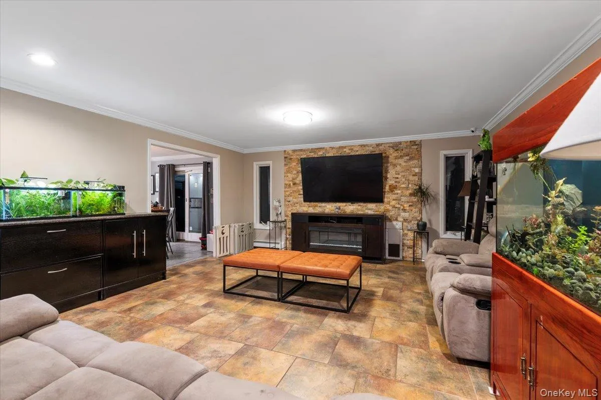 44 End Avenue, Oyster Bay, NY, 4 Bedrooms Bedrooms, 9 Rooms Rooms,4 BathroomsBathrooms,Residential,For Rent,End,0,985922 44 End Avenue, Oyster Bay, NY, 4 Bedrooms Bedrooms, 9 Rooms Rooms,4 BathroomsBathrooms,Residential,For Rent,End,0,985922