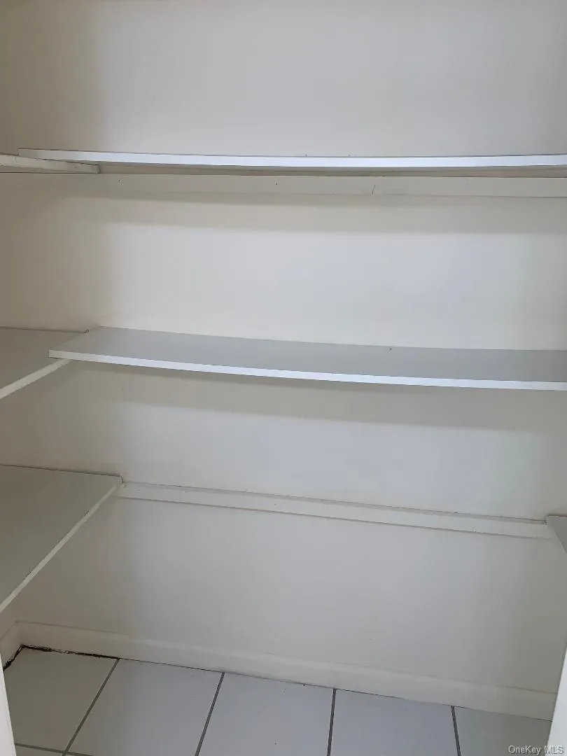 106 Arlington Court, Clarkstown, NY, 2 Bedrooms Bedrooms, 5 Rooms Rooms,2 BathroomsBathrooms,Residential Lease,For Rent,Arlington,0,985925 106 Arlington Court, Clarkstown, NY, 2 Bedrooms Bedrooms, 5 Rooms Rooms,2 BathroomsBathrooms,Residential Lease,For Rent,Arlington,0,985925