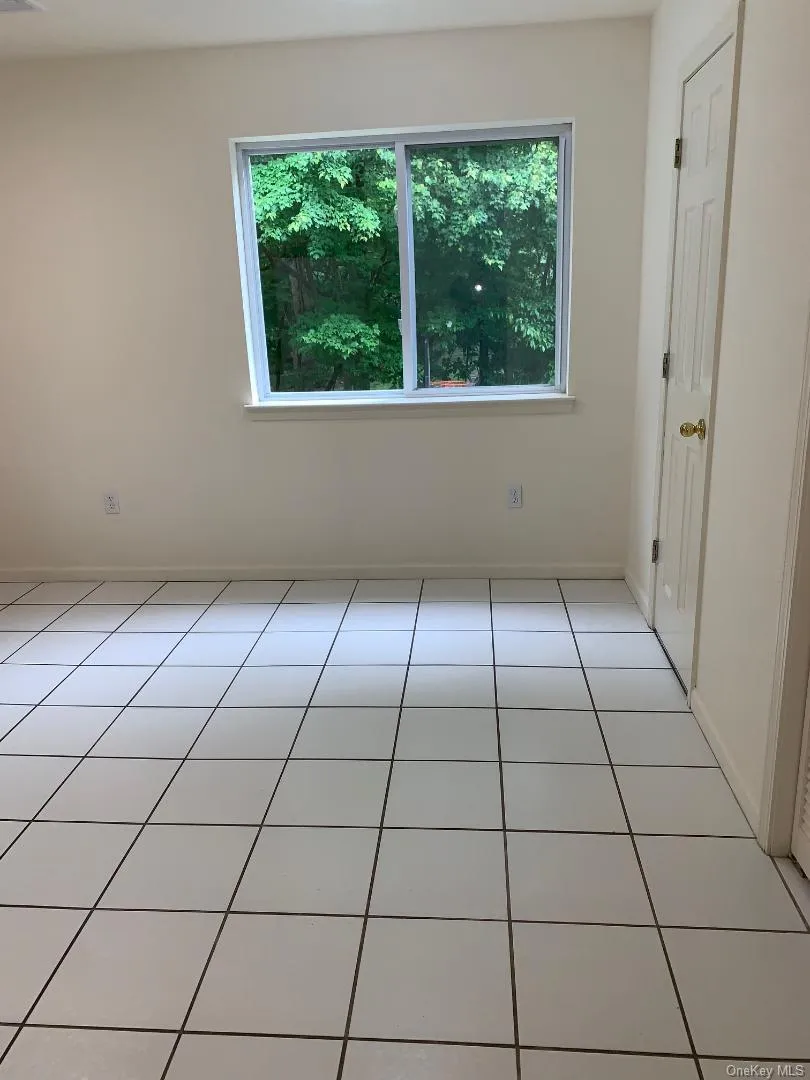 There's a large dining area in the kitchen - in addition to the large dining room There's a large dining area in the kitchen - in addition to the large dining room