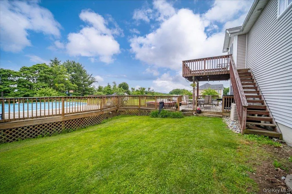 5 Sunrise Drive, Marlboro, NY, 3 Bedrooms Bedrooms, 7 Rooms Rooms,3 BathroomsBathrooms,Residential,For Rent,Sunrise,0,985944 5 Sunrise Drive, Marlboro, NY, 3 Bedrooms Bedrooms, 7 Rooms Rooms,3 BathroomsBathrooms,Residential,For Rent,Sunrise,0,985944