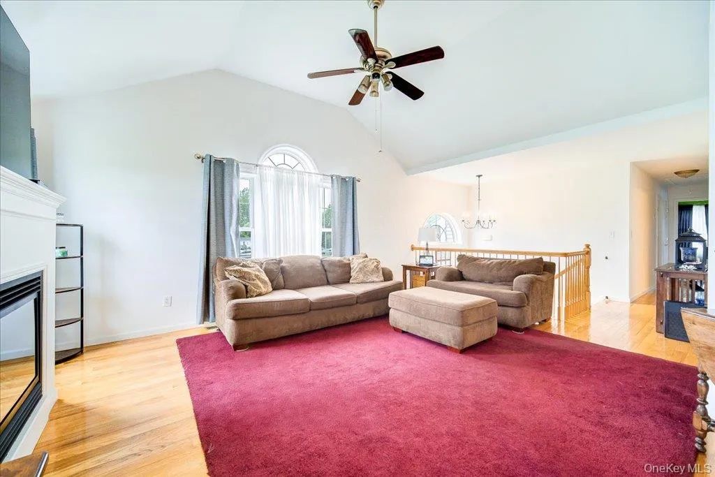 5 Sunrise Drive, Marlboro, NY, 3 Bedrooms Bedrooms, 7 Rooms Rooms,3 BathroomsBathrooms,Residential,For Rent,Sunrise,0,985944 5 Sunrise Drive, Marlboro, NY, 3 Bedrooms Bedrooms, 7 Rooms Rooms,3 BathroomsBathrooms,Residential,For Rent,Sunrise,0,985944