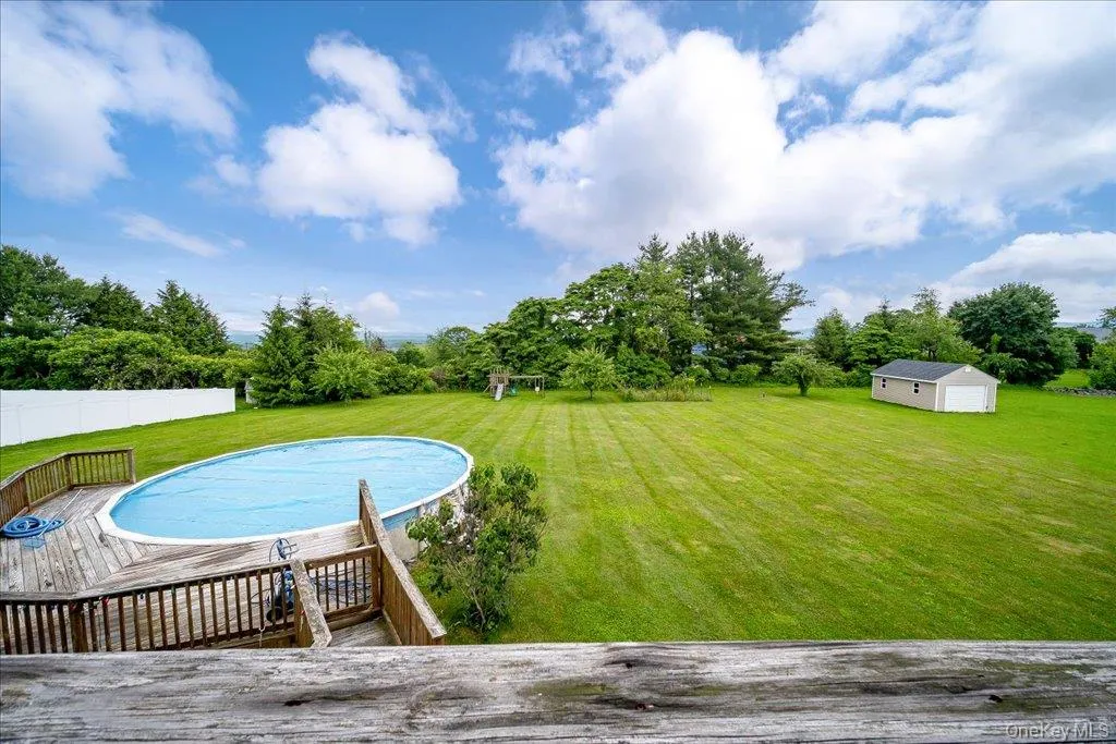 5 Sunrise Drive, Marlboro, NY, 3 Bedrooms Bedrooms, 7 Rooms Rooms,3 BathroomsBathrooms,Residential,For Rent,Sunrise,0,985944 5 Sunrise Drive, Marlboro, NY, 3 Bedrooms Bedrooms, 7 Rooms Rooms,3 BathroomsBathrooms,Residential,For Rent,Sunrise,0,985944