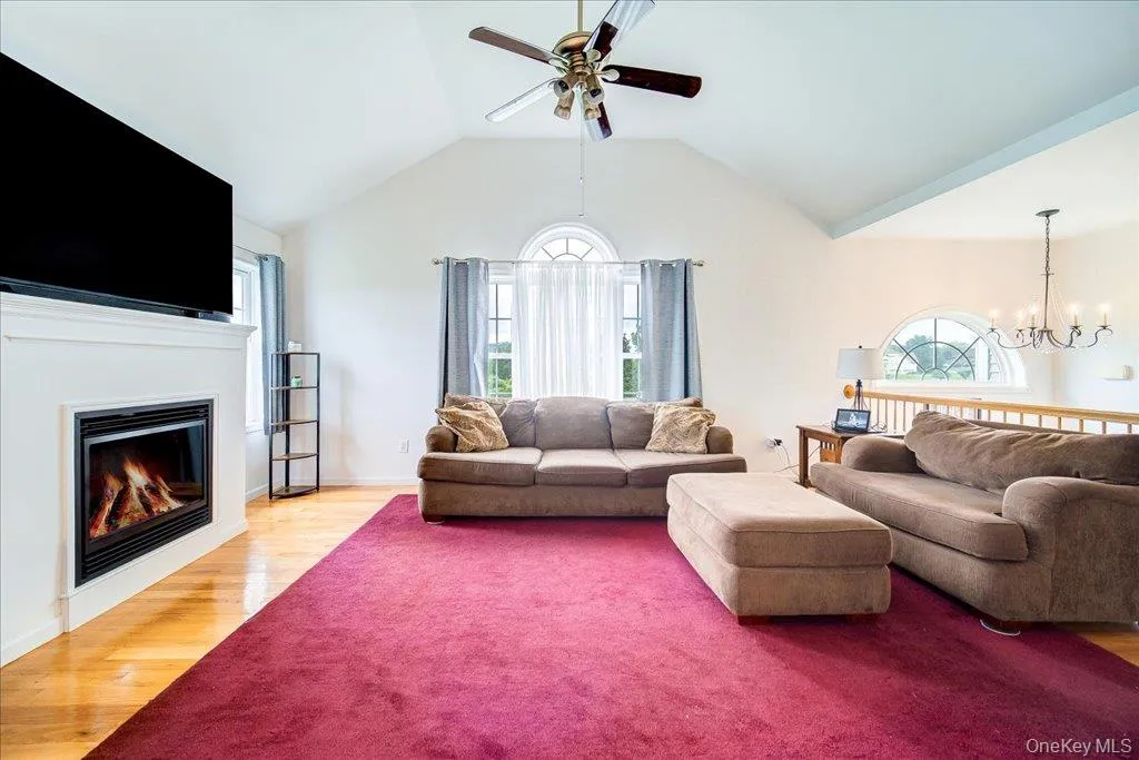 5 Sunrise Drive, Marlboro, NY, 3 Bedrooms Bedrooms, 7 Rooms Rooms,3 BathroomsBathrooms,Residential,For Rent,Sunrise,0,985944 5 Sunrise Drive, Marlboro, NY, 3 Bedrooms Bedrooms, 7 Rooms Rooms,3 BathroomsBathrooms,Residential,For Rent,Sunrise,0,985944