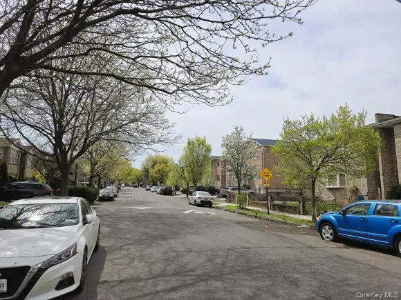 2444 Lodovick Avenue, New York, NY, 2 Bedrooms Bedrooms, 5 Rooms Rooms,1 BathroomBathrooms,Residential Lease,For Rent,Lodovick,0,985945 2444 Lodovick Avenue, New York, NY, 2 Bedrooms Bedrooms, 5 Rooms Rooms,1 BathroomBathrooms,Residential Lease,For Rent,Lodovick,0,985945