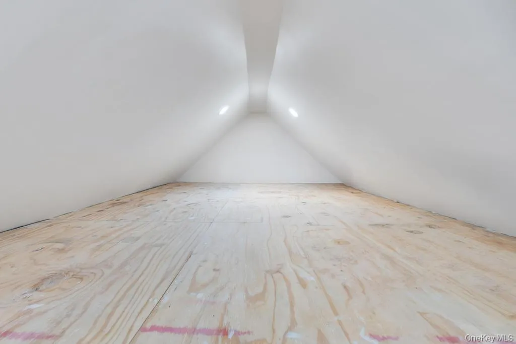 8638 232nd Street, New York, NY, 5 Bedrooms Bedrooms, 8 Rooms Rooms,2 BathroomsBathrooms,Residential,For Rent,232nd,0,985958 8638 232nd Street, New York, NY, 5 Bedrooms Bedrooms, 8 Rooms Rooms,2 BathroomsBathrooms,Residential,For Rent,232nd,0,985958