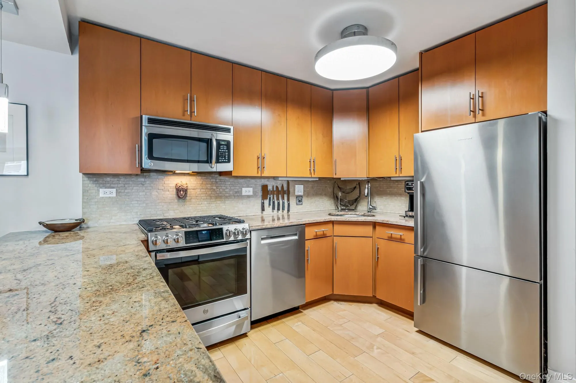 1805 215th Street, New York, NY, 2 Bedrooms Bedrooms, 4 Rooms Rooms,2 BathroomsBathrooms,Residential,For Rent,215th,0,985962 1805 215th Street, New York, NY, 2 Bedrooms Bedrooms, 4 Rooms Rooms,2 BathroomsBathrooms,Residential,For Rent,215th,0,985962