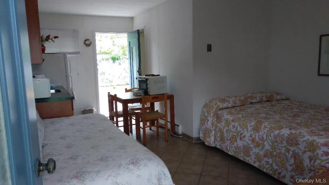 52325 County Road 48, Southold, NY, 1 Room Rooms,1 BathroomBathrooms,Residential Lease,For Rent,County Road 48,0,985969 52325 County Road 48, Southold, NY, 1 Room Rooms,1 BathroomBathrooms,Residential Lease,For Rent,County Road 48,0,985969