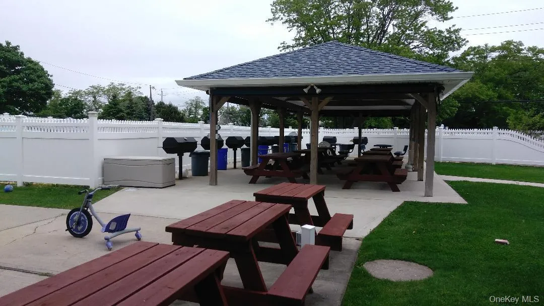 52325 County Road 48, Southold, NY, 1 Room Rooms,1 BathroomBathrooms,Residential Lease,For Rent,County Road 48,0,985969 52325 County Road 48, Southold, NY, 1 Room Rooms,1 BathroomBathrooms,Residential Lease,For Rent,County Road 48,0,985969