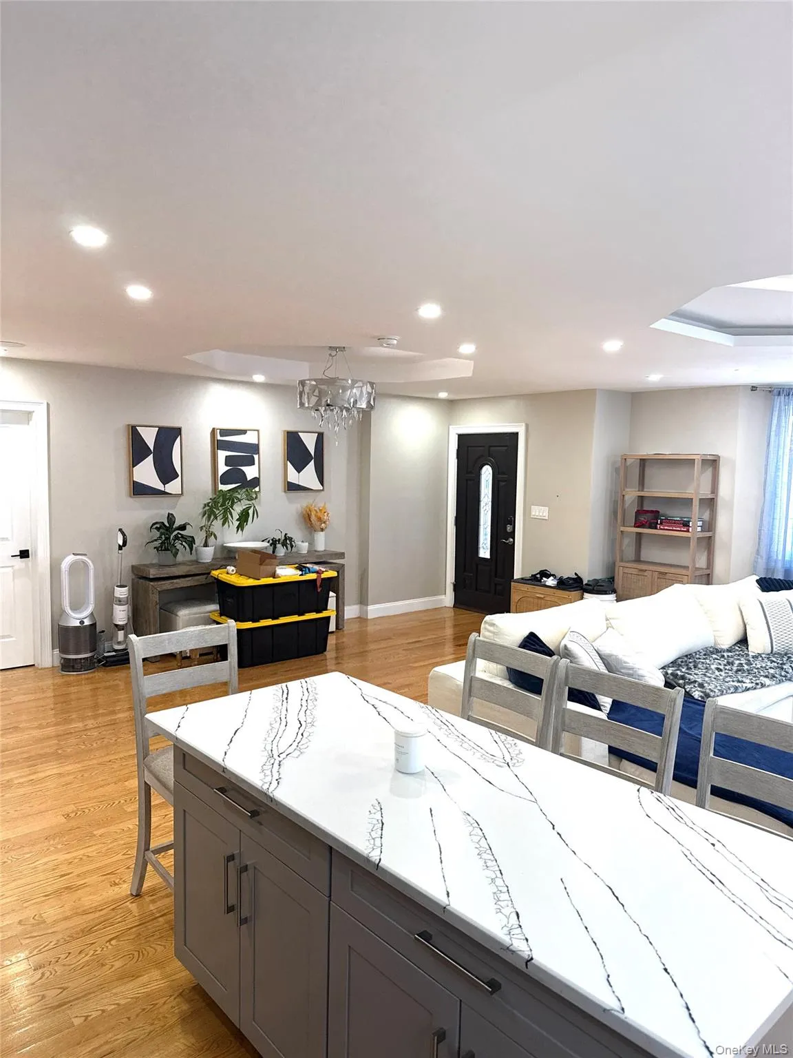 24910 139th Avenue, New York, NY, 4 Bedrooms Bedrooms, 5 Rooms Rooms,2 BathroomsBathrooms,Residential Lease,For Rent,139th Avenue,0,985976 24910 139th Avenue, New York, NY, 4 Bedrooms Bedrooms, 5 Rooms Rooms,2 BathroomsBathrooms,Residential Lease,For Rent,139th Avenue,0,985976