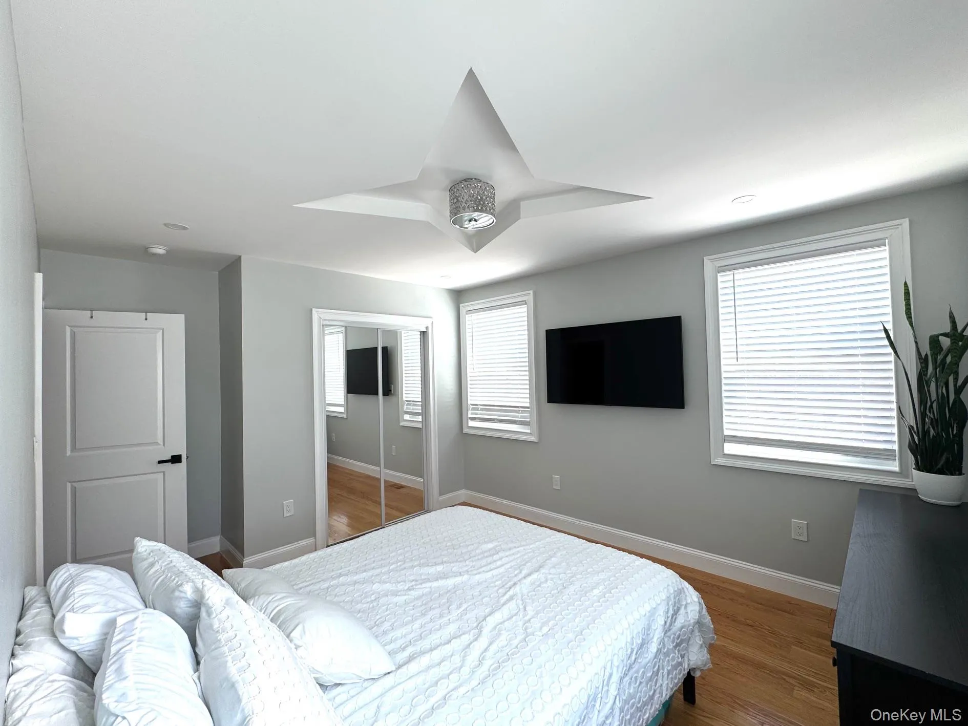 24910 139th Avenue, New York, NY, 4 Bedrooms Bedrooms, 5 Rooms Rooms,2 BathroomsBathrooms,Residential Lease,For Rent,139th Avenue,0,985976 24910 139th Avenue, New York, NY, 4 Bedrooms Bedrooms, 5 Rooms Rooms,2 BathroomsBathrooms,Residential Lease,For Rent,139th Avenue,0,985976