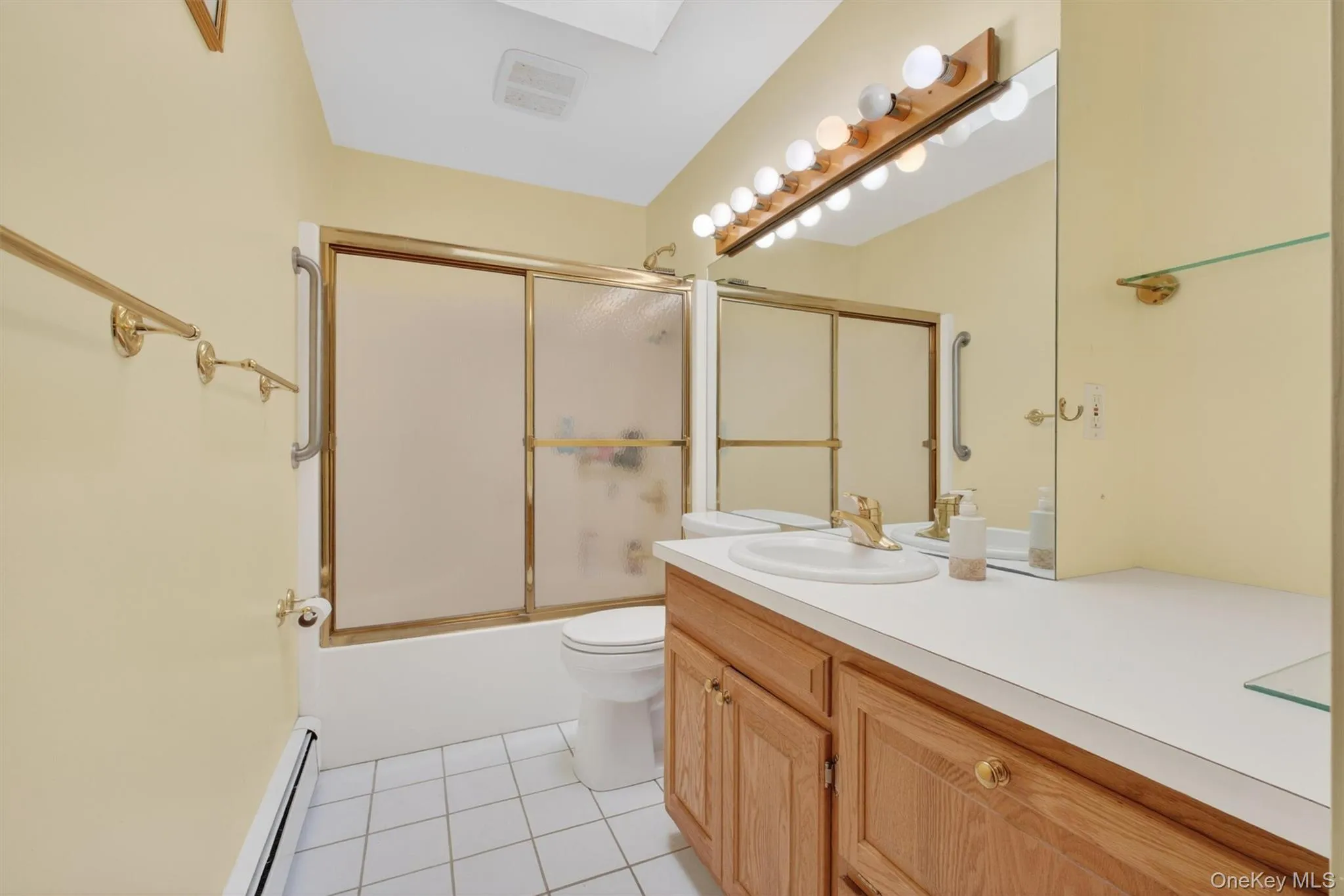 19 Marion Avenue, East Fishkill, NY, 3 Bedrooms Bedrooms, 10 Rooms Rooms,2 BathroomsBathrooms,Residential Sale,For Rent,Marion,0,985986 19 Marion Avenue, East Fishkill, NY, 3 Bedrooms Bedrooms, 10 Rooms Rooms,2 BathroomsBathrooms,Residential Sale,For Rent,Marion,0,985986