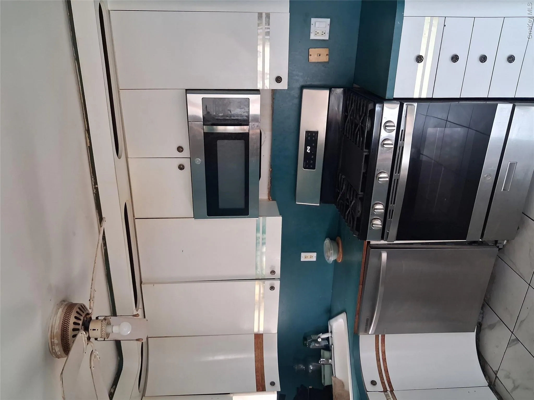 5316 Avenue M, New York, NY, 3 Bedrooms Bedrooms, 5 Rooms Rooms,2 BathroomsBathrooms,Residential,For Rent,Avenue M,0,985992 5316 Avenue M, New York, NY, 3 Bedrooms Bedrooms, 5 Rooms Rooms,2 BathroomsBathrooms,Residential,For Rent,Avenue M,0,985992