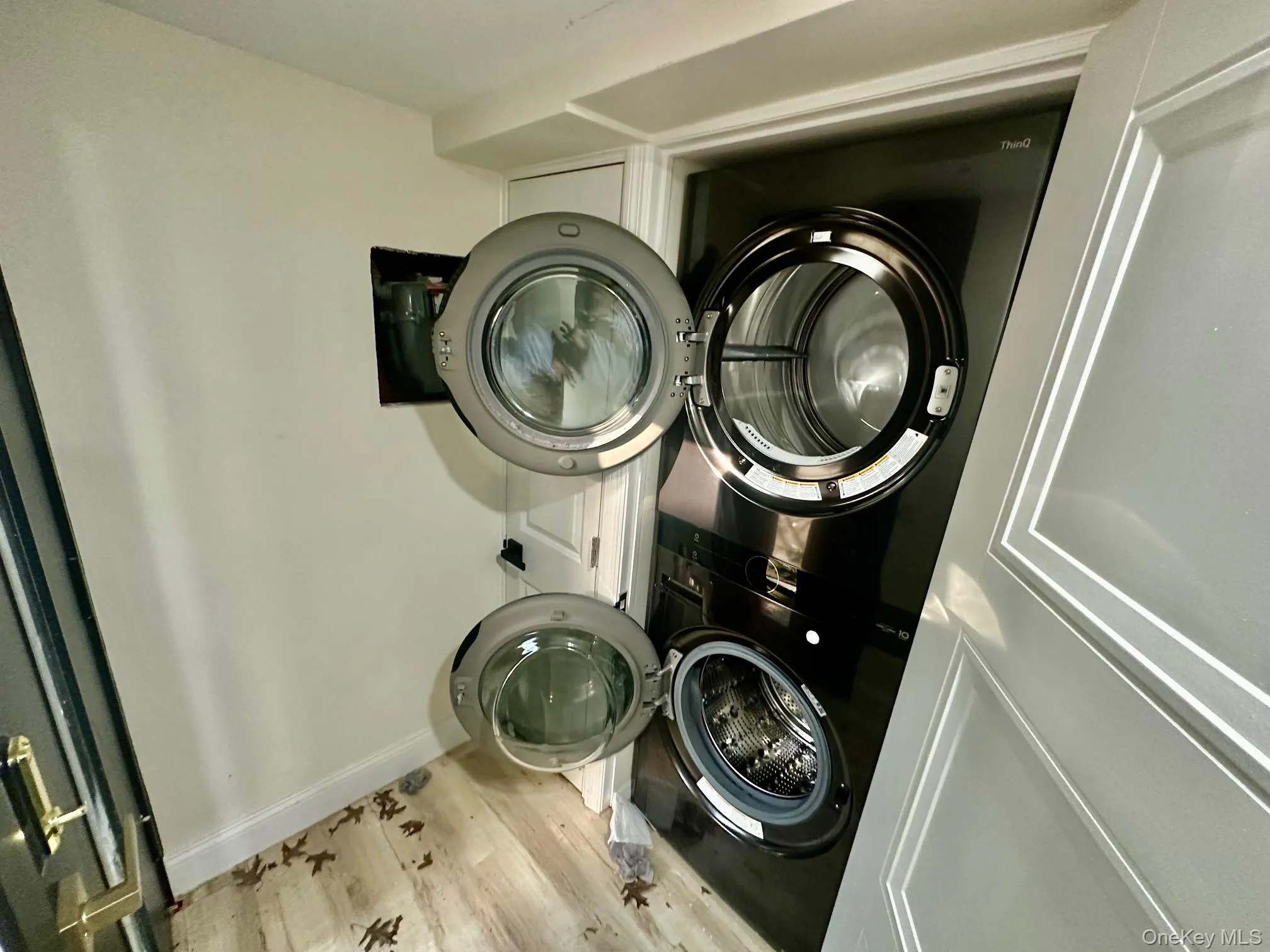 13762 70th Road, New York, NY, 4 Bedrooms Bedrooms, 6 Rooms Rooms,2 BathroomsBathrooms,Residential Sale,For Rent,70th,0,985994 13762 70th Road, New York, NY, 4 Bedrooms Bedrooms, 6 Rooms Rooms,2 BathroomsBathrooms,Residential Sale,For Rent,70th,0,985994