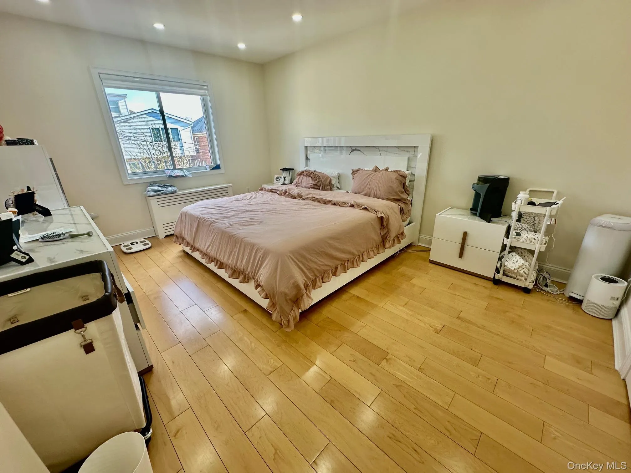 13762 70th Road, New York, NY, 4 Bedrooms Bedrooms, 6 Rooms Rooms,2 BathroomsBathrooms,Residential Sale,For Rent,70th,0,985994 13762 70th Road, New York, NY, 4 Bedrooms Bedrooms, 6 Rooms Rooms,2 BathroomsBathrooms,Residential Sale,For Rent,70th,0,985994
