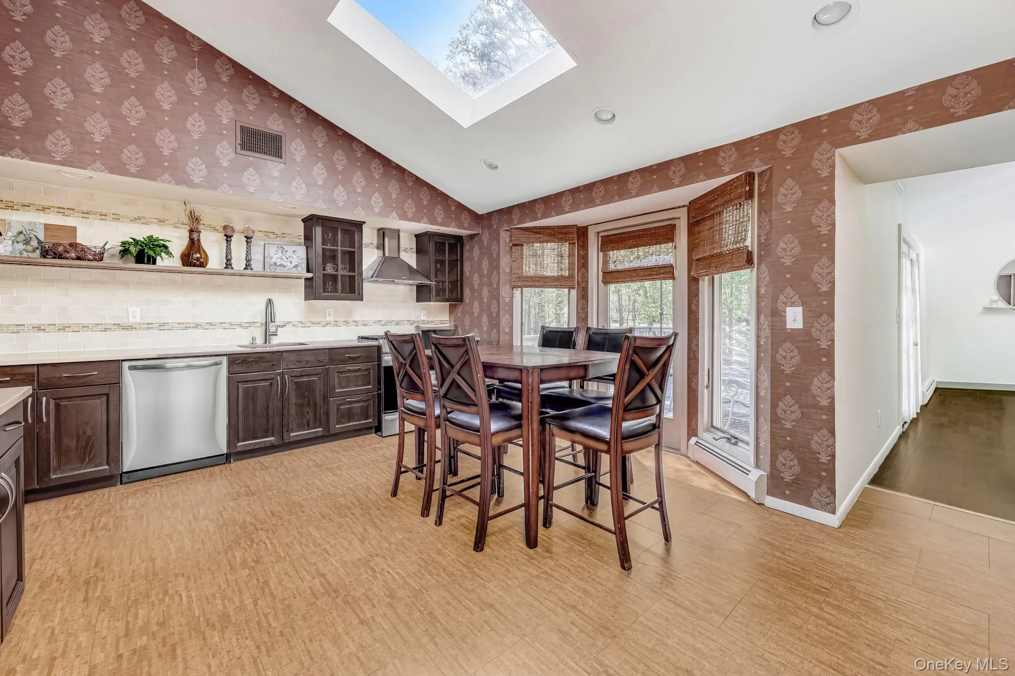 17 Brookline Way, Clarkstown, NY, 3 Bedrooms Bedrooms, 9 Rooms Rooms,2 BathroomsBathrooms,Residential,For Rent,Brookline,0,986010 17 Brookline Way, Clarkstown, NY, 3 Bedrooms Bedrooms, 9 Rooms Rooms,2 BathroomsBathrooms,Residential,For Rent,Brookline,0,986010