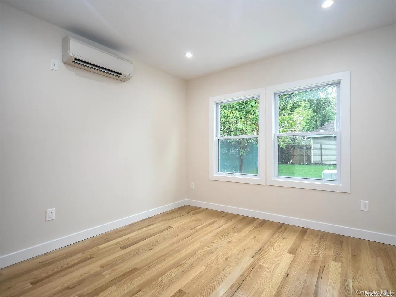 4 8th Street, North Hempstead, NY, 4 Bedrooms Bedrooms, 10 Rooms Rooms,4 BathroomsBathrooms,Residential Lease,For Rent,8th,0,986024 4 8th Street, North Hempstead, NY, 4 Bedrooms Bedrooms, 10 Rooms Rooms,4 BathroomsBathrooms,Residential Lease,For Rent,8th,0,986024