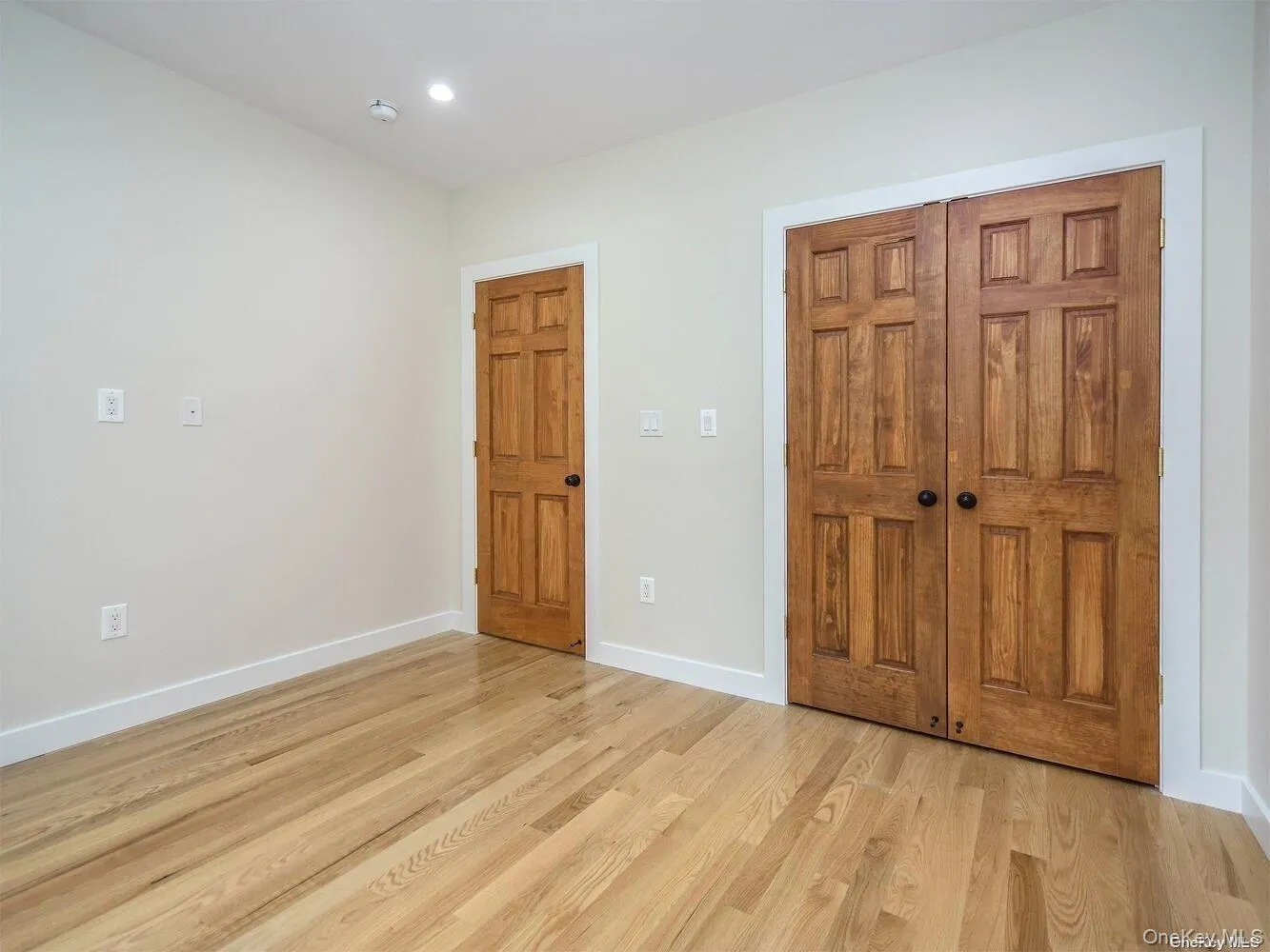 4 8th Street, North Hempstead, NY, 4 Bedrooms Bedrooms, 10 Rooms Rooms,4 BathroomsBathrooms,Residential Lease,For Rent,8th,0,986024 4 8th Street, North Hempstead, NY, 4 Bedrooms Bedrooms, 10 Rooms Rooms,4 BathroomsBathrooms,Residential Lease,For Rent,8th,0,986024