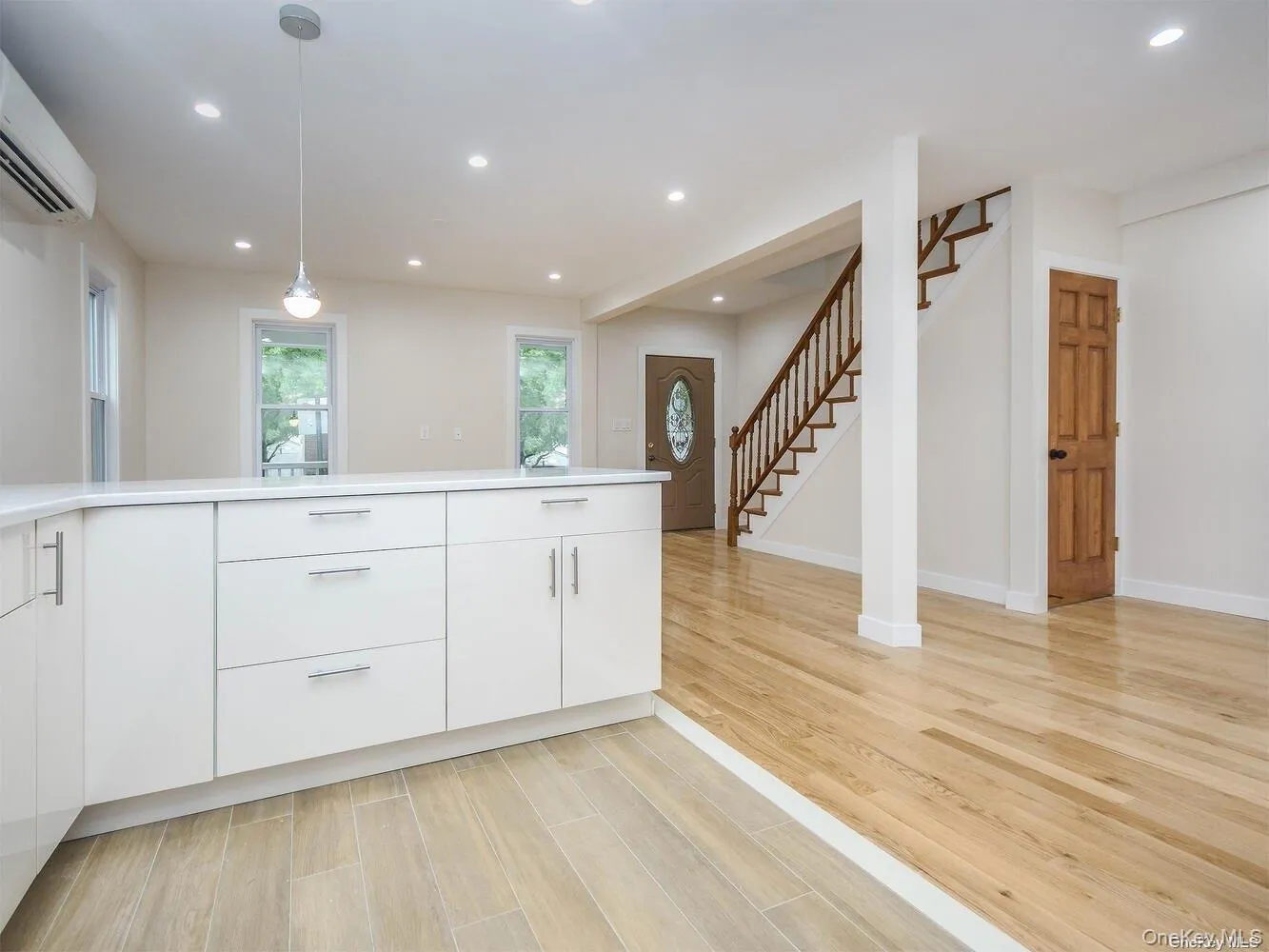 4 8th Street, North Hempstead, NY, 4 Bedrooms Bedrooms, 10 Rooms Rooms,4 BathroomsBathrooms,Residential Lease,For Rent,8th,0,986024 4 8th Street, North Hempstead, NY, 4 Bedrooms Bedrooms, 10 Rooms Rooms,4 BathroomsBathrooms,Residential Lease,For Rent,8th,0,986024