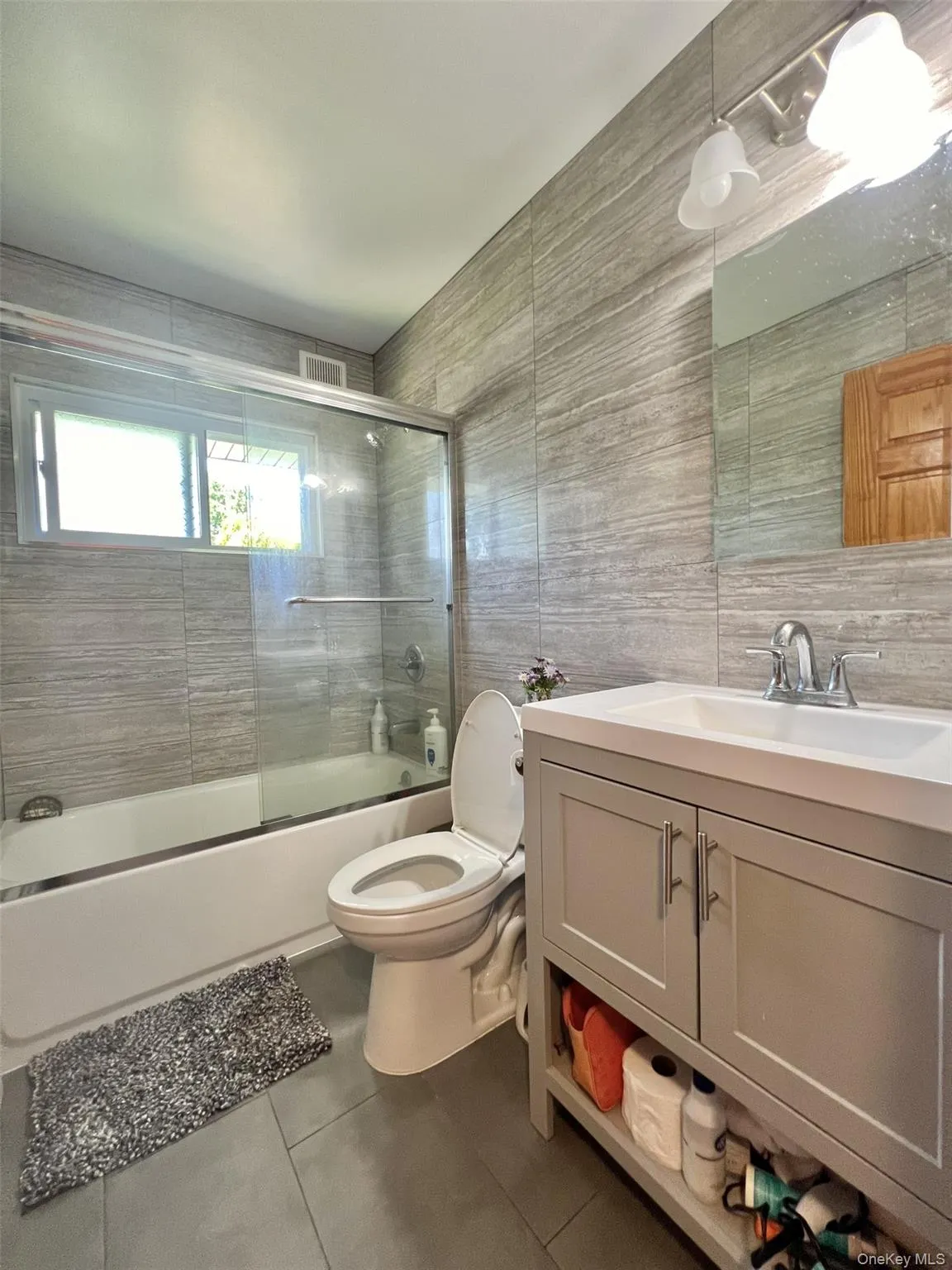 7 hope, Oyster Bay, NY, 5 Bedrooms Bedrooms, 8 Rooms Rooms,2 BathroomsBathrooms,Residential Lease,For Rent,hope,0,986028 7 hope, Oyster Bay, NY, 5 Bedrooms Bedrooms, 8 Rooms Rooms,2 BathroomsBathrooms,Residential Lease,For Rent,hope,0,986028