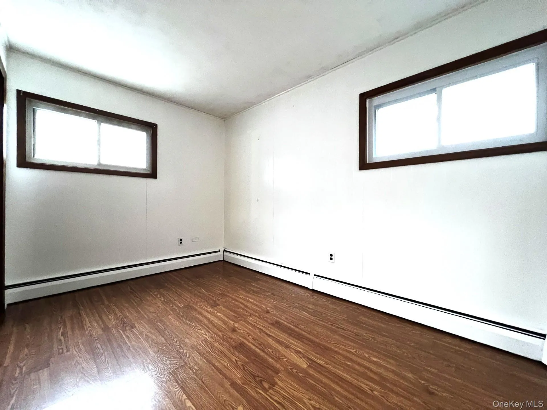 7 hope, Oyster Bay, NY, 5 Bedrooms Bedrooms, 8 Rooms Rooms,2 BathroomsBathrooms,Residential Lease,For Rent,hope,0,986028 7 hope, Oyster Bay, NY, 5 Bedrooms Bedrooms, 8 Rooms Rooms,2 BathroomsBathrooms,Residential Lease,For Rent,hope,0,986028