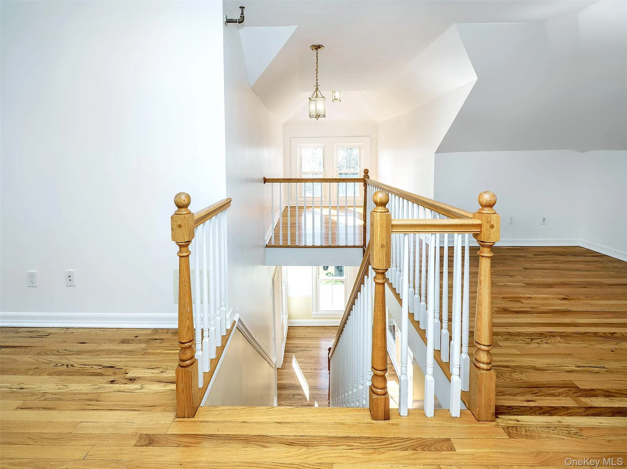 26 Summit Avenue, Oyster Bay, NY, 2 Bedrooms Bedrooms, 5 Rooms Rooms,1 BathroomBathrooms,Residential Lease,For Rent,Summit,0,986031 26 Summit Avenue, Oyster Bay, NY, 2 Bedrooms Bedrooms, 5 Rooms Rooms,1 BathroomBathrooms,Residential Lease,For Rent,Summit,0,986031