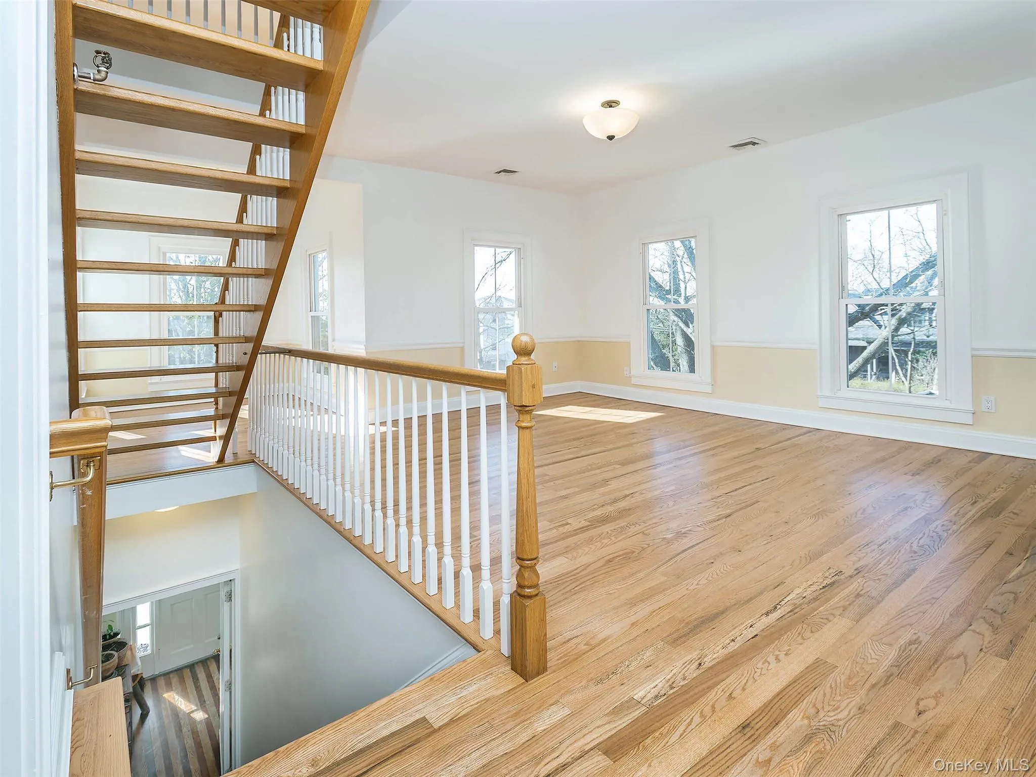 26 Summit Avenue, Oyster Bay, NY, 2 Bedrooms Bedrooms, 5 Rooms Rooms,1 BathroomBathrooms,Residential Lease,For Rent,Summit,0,986031 26 Summit Avenue, Oyster Bay, NY, 2 Bedrooms Bedrooms, 5 Rooms Rooms,1 BathroomBathrooms,Residential Lease,For Rent,Summit,0,986031