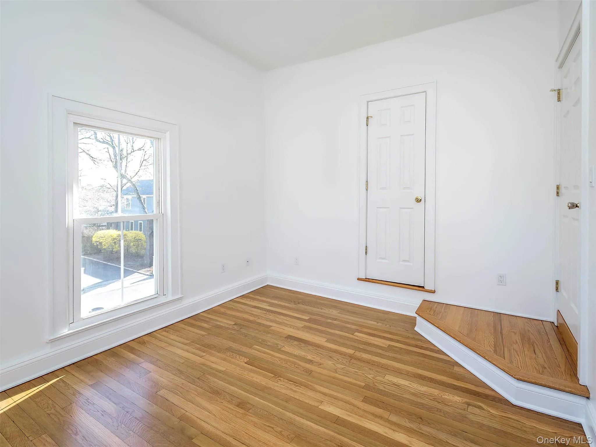 Step down to 1st bedroom Step down to 1st bedroom