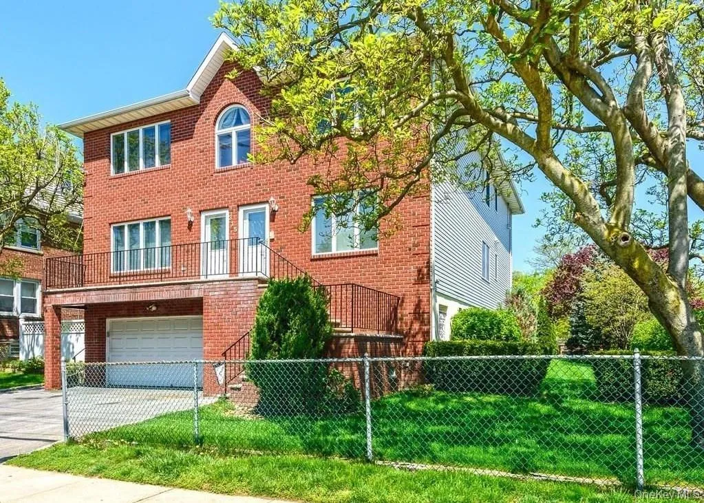 Front entrance through the left door. Front entrance through the left door.
