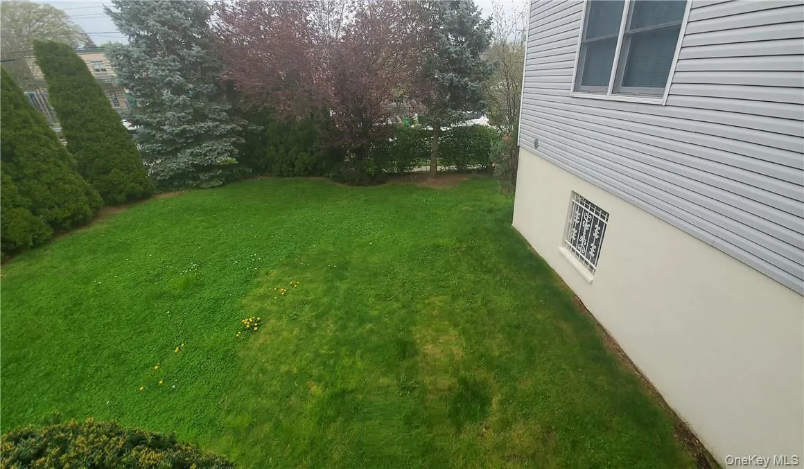 Leading to side yard. Leading to side yard.