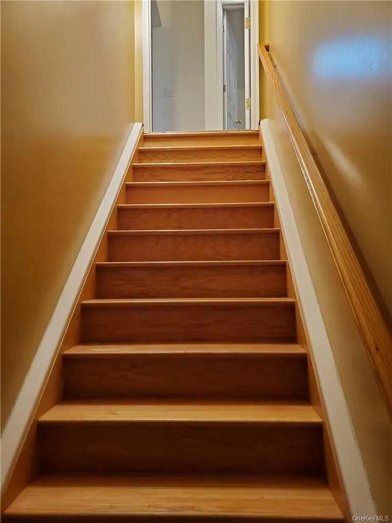 Stairs to lower level. Stairs to lower level.