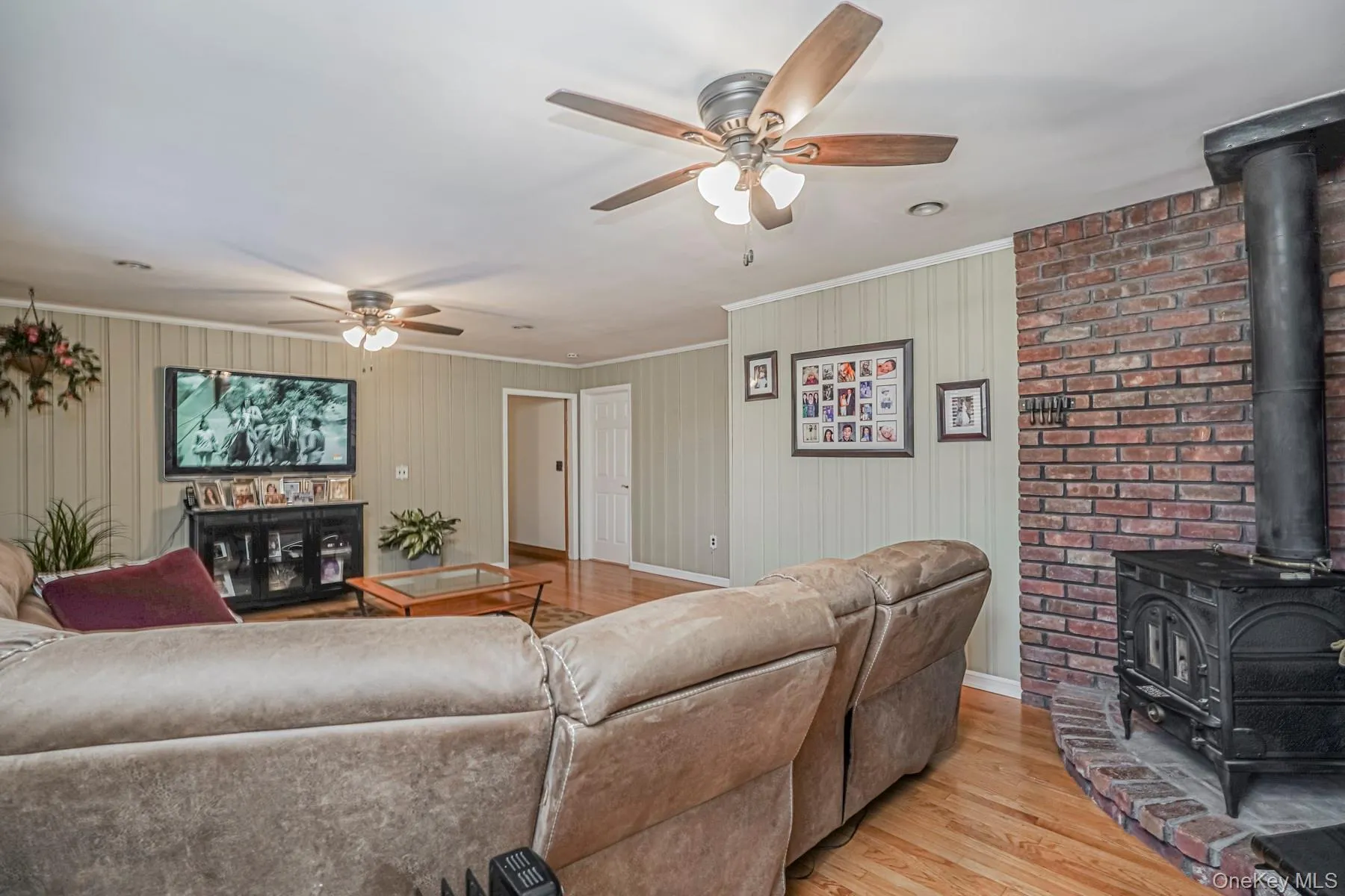317 Darlington Avenue, New York, NY, 4 Bedrooms Bedrooms, 9 Rooms Rooms,1 BathroomBathrooms,Residential Lease,For Rent,Darlington,0,986061 317 Darlington Avenue, New York, NY, 4 Bedrooms Bedrooms, 9 Rooms Rooms,1 BathroomBathrooms,Residential Lease,For Rent,Darlington,0,986061