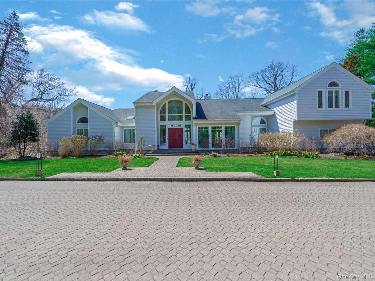 19 Mallard Drive, Huntington, NY, 6 Bedrooms Bedrooms, 14 Rooms Rooms,6 BathroomsBathrooms,Residential,For Rent,Mallard,0,986062 19 Mallard Drive, Huntington, NY, 6 Bedrooms Bedrooms, 14 Rooms Rooms,6 BathroomsBathrooms,Residential,For Rent,Mallard,0,986062