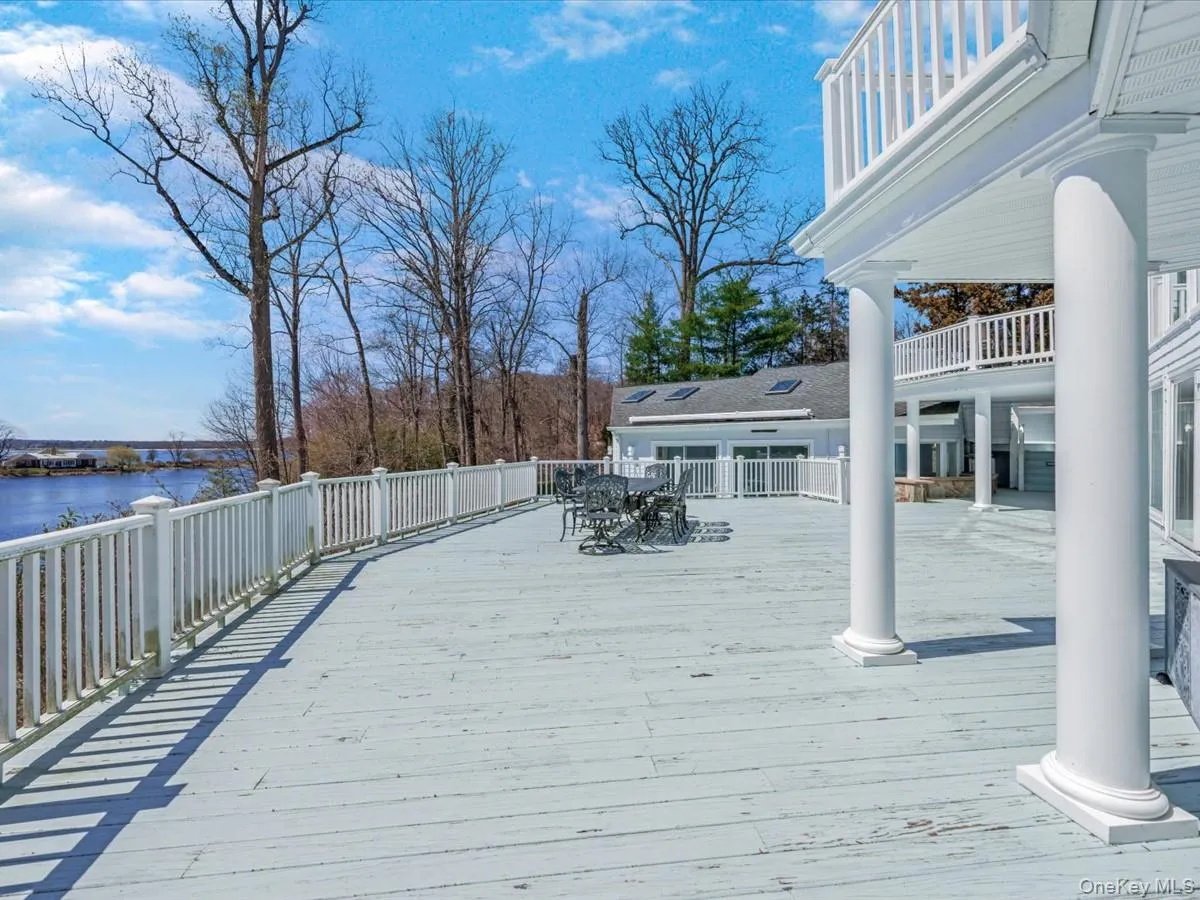 19 Mallard Drive, Huntington, NY, 6 Bedrooms Bedrooms, 14 Rooms Rooms,6 BathroomsBathrooms,Residential,For Rent,Mallard,0,986062 19 Mallard Drive, Huntington, NY, 6 Bedrooms Bedrooms, 14 Rooms Rooms,6 BathroomsBathrooms,Residential,For Rent,Mallard,0,986062