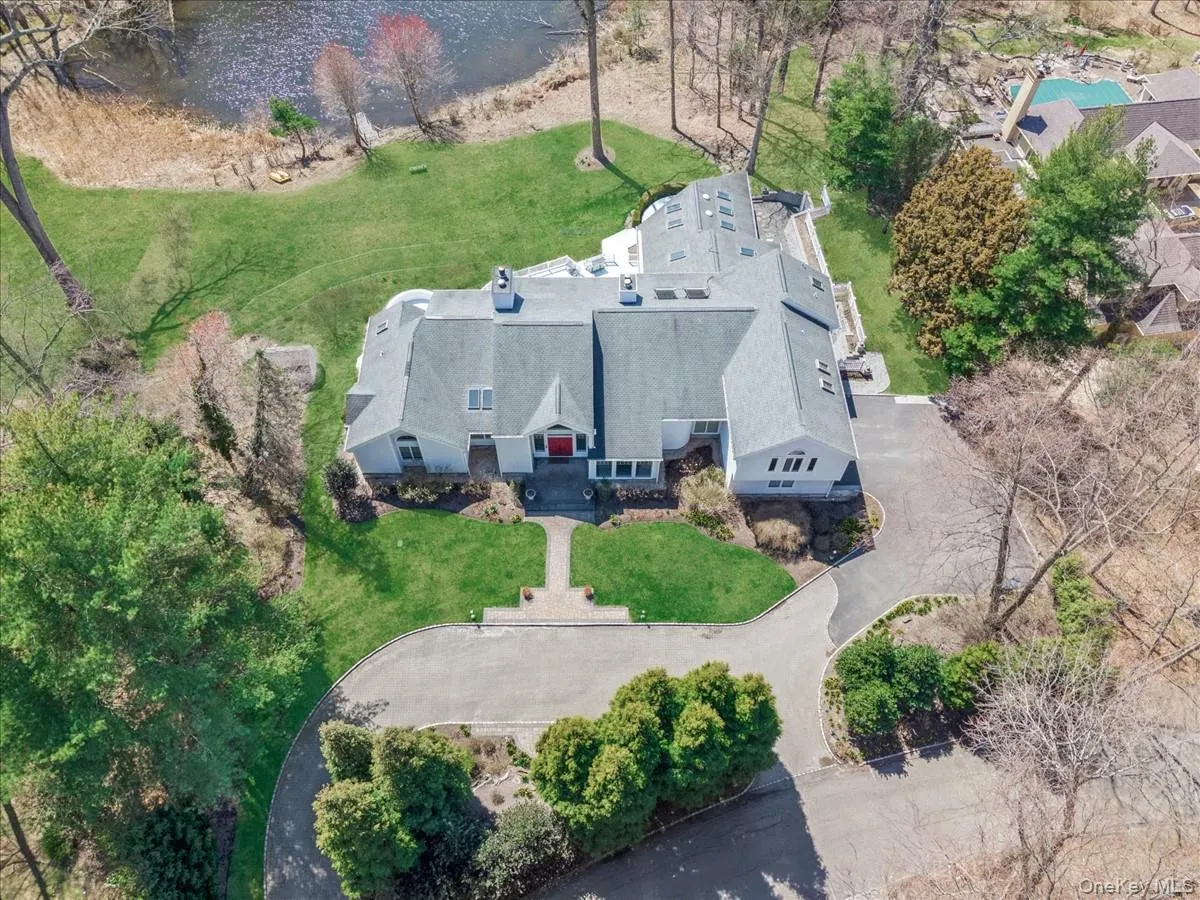 19 Mallard Drive, Huntington, NY, 6 Bedrooms Bedrooms, 14 Rooms Rooms,6 BathroomsBathrooms,Residential,For Rent,Mallard,0,986062 19 Mallard Drive, Huntington, NY, 6 Bedrooms Bedrooms, 14 Rooms Rooms,6 BathroomsBathrooms,Residential,For Rent,Mallard,0,986062