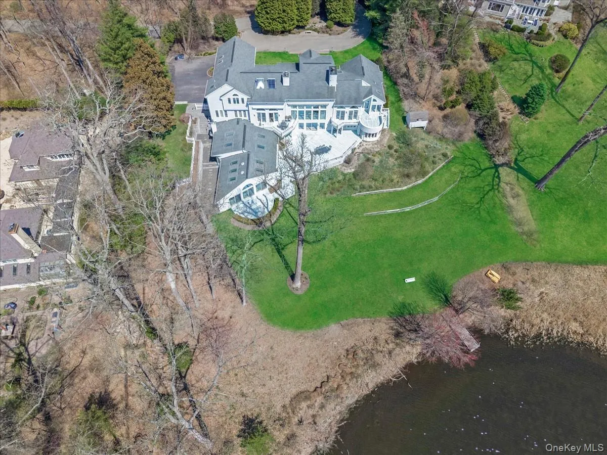 19 Mallard Drive, Huntington, NY, 6 Bedrooms Bedrooms, 14 Rooms Rooms,6 BathroomsBathrooms,Residential,For Rent,Mallard,0,986062 19 Mallard Drive, Huntington, NY, 6 Bedrooms Bedrooms, 14 Rooms Rooms,6 BathroomsBathrooms,Residential,For Rent,Mallard,0,986062