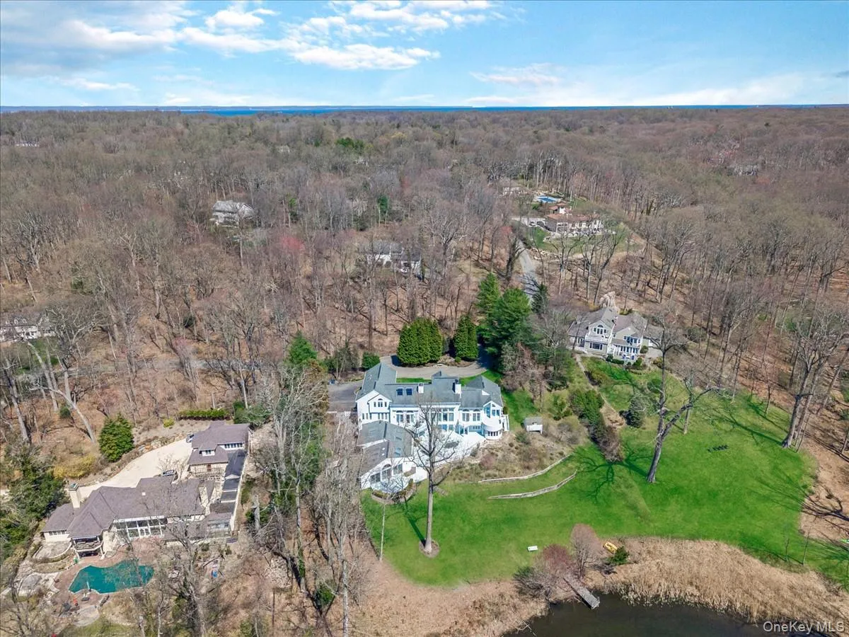 19 Mallard Drive, Huntington, NY, 6 Bedrooms Bedrooms, 14 Rooms Rooms,6 BathroomsBathrooms,Residential,For Rent,Mallard,0,986062 19 Mallard Drive, Huntington, NY, 6 Bedrooms Bedrooms, 14 Rooms Rooms,6 BathroomsBathrooms,Residential,For Rent,Mallard,0,986062