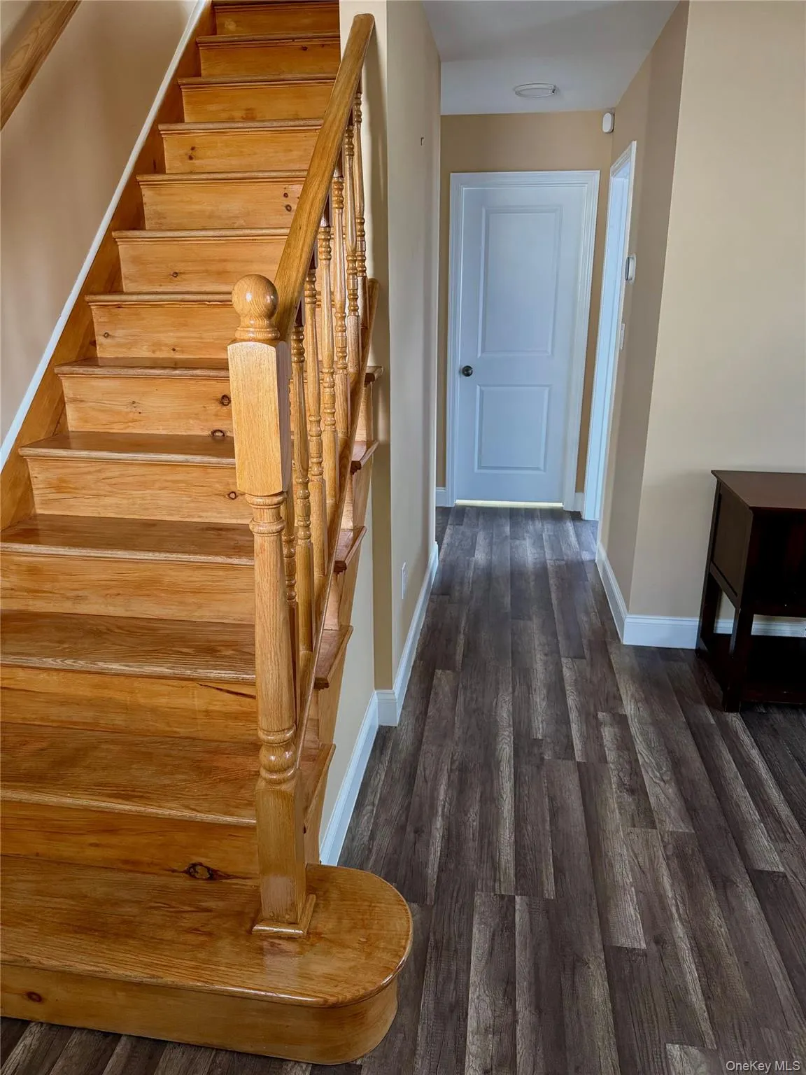 2 Lafayette Drive, Brookhaven, NY, 3 Bedrooms Bedrooms, 8 Rooms Rooms,1 BathroomBathrooms,Residential Lease,For Rent,Lafayette,0,986075 2 Lafayette Drive, Brookhaven, NY, 3 Bedrooms Bedrooms, 8 Rooms Rooms,1 BathroomBathrooms,Residential Lease,For Rent,Lafayette,0,986075