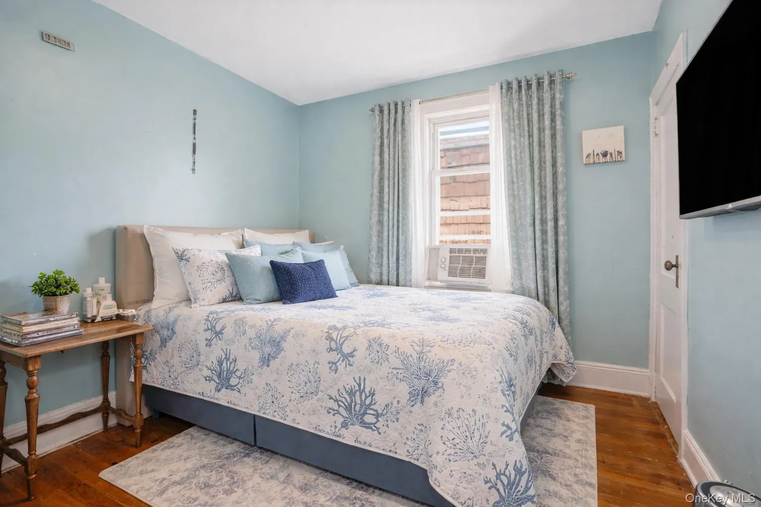 5911 Fresh Pond Road, New York, NY, 3 Bedrooms Bedrooms, 6 Rooms Rooms,2 BathroomsBathrooms,Residential,For Rent,Fresh Pond,0,986078 5911 Fresh Pond Road, New York, NY, 3 Bedrooms Bedrooms, 6 Rooms Rooms,2 BathroomsBathrooms,Residential,For Rent,Fresh Pond,0,986078
