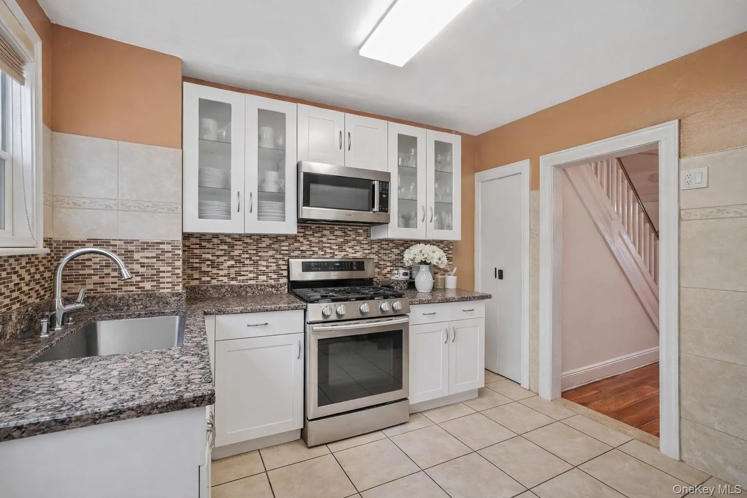 5911 Fresh Pond Road, New York, NY, 3 Bedrooms Bedrooms, 6 Rooms Rooms,2 BathroomsBathrooms,Residential,For Rent,Fresh Pond,0,986078 5911 Fresh Pond Road, New York, NY, 3 Bedrooms Bedrooms, 6 Rooms Rooms,2 BathroomsBathrooms,Residential,For Rent,Fresh Pond,0,986078
