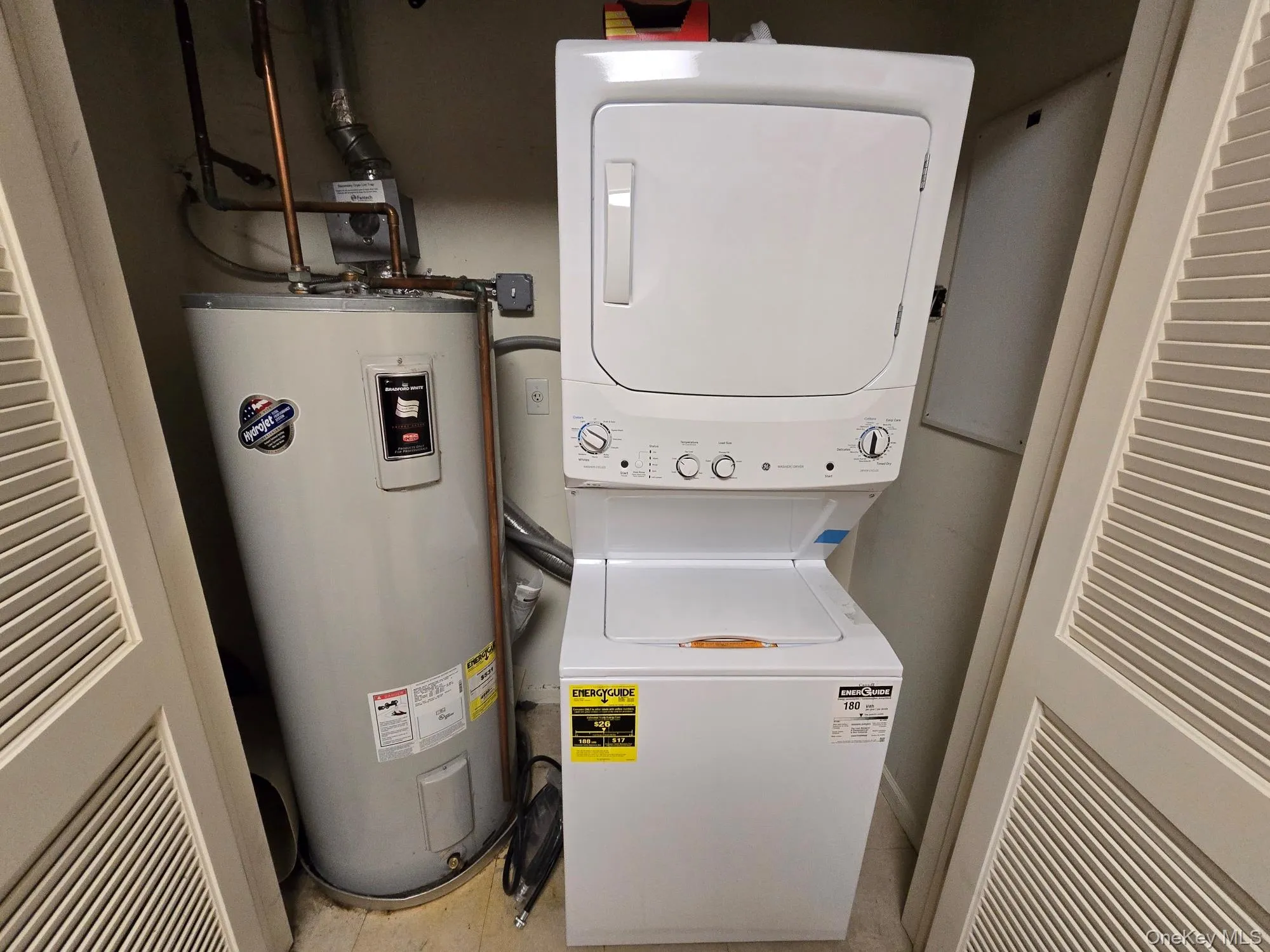 410 Westchester Avenue, Rye Town, NY, 2 Bedrooms Bedrooms, 4 Rooms Rooms,2 BathroomsBathrooms,Residential Lease,For Rent,Westchester,0,986098 410 Westchester Avenue, Rye Town, NY, 2 Bedrooms Bedrooms, 4 Rooms Rooms,2 BathroomsBathrooms,Residential Lease,For Rent,Westchester,0,986098