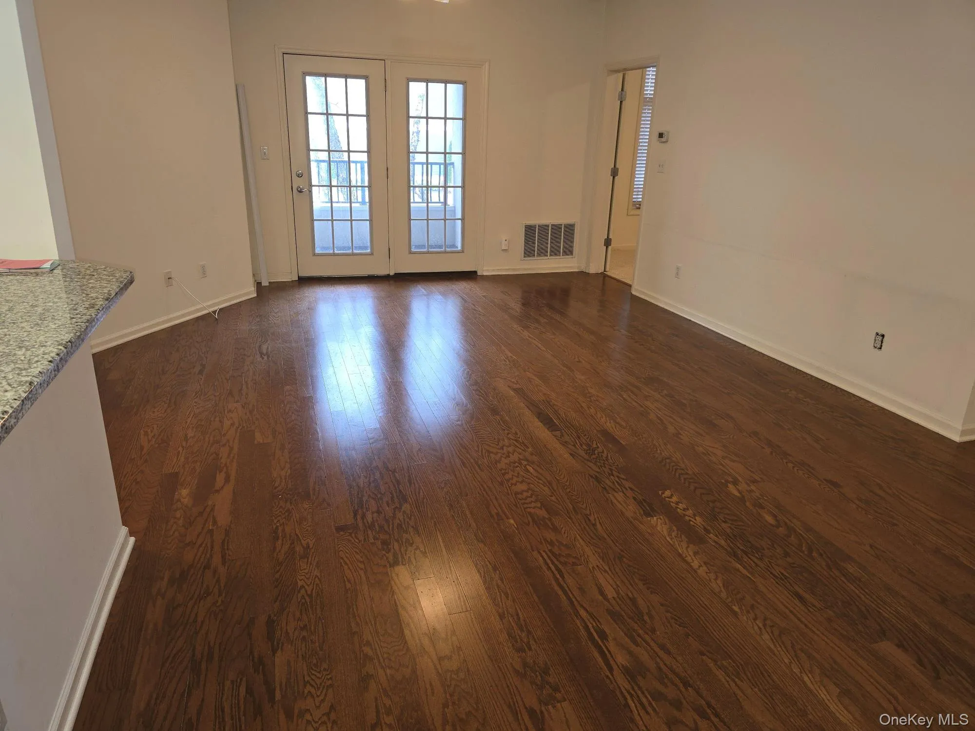 410 Westchester Avenue, Rye Town, NY, 2 Bedrooms Bedrooms, 4 Rooms Rooms,2 BathroomsBathrooms,Residential Lease,For Rent,Westchester,0,986098 410 Westchester Avenue, Rye Town, NY, 2 Bedrooms Bedrooms, 4 Rooms Rooms,2 BathroomsBathrooms,Residential Lease,For Rent,Westchester,0,986098