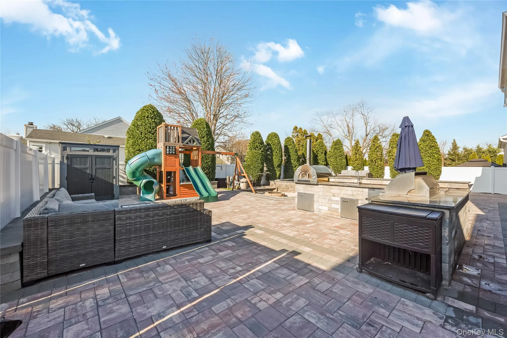 42 Sandy Lane, Oyster Bay, NY, 5 Bedrooms Bedrooms, 15 Rooms Rooms,3 BathroomsBathrooms,Residential,For Rent,Sandy,0,986121 42 Sandy Lane, Oyster Bay, NY, 5 Bedrooms Bedrooms, 15 Rooms Rooms,3 BathroomsBathrooms,Residential,For Rent,Sandy,0,986121