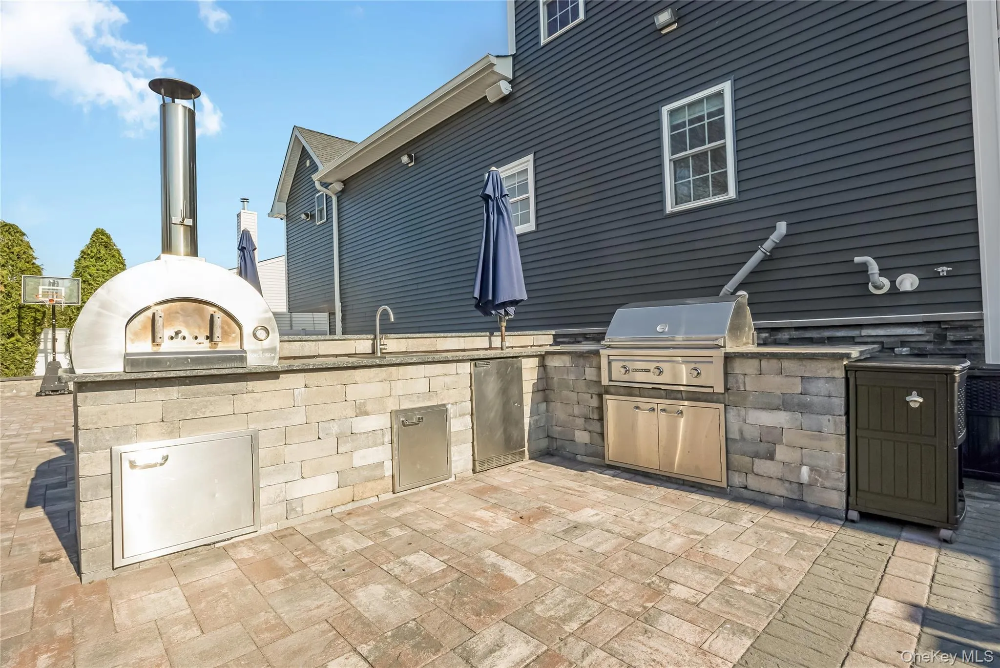 42 Sandy Lane, Oyster Bay, NY, 5 Bedrooms Bedrooms, 15 Rooms Rooms,3 BathroomsBathrooms,Residential,For Rent,Sandy,0,986121 42 Sandy Lane, Oyster Bay, NY, 5 Bedrooms Bedrooms, 15 Rooms Rooms,3 BathroomsBathrooms,Residential,For Rent,Sandy,0,986121