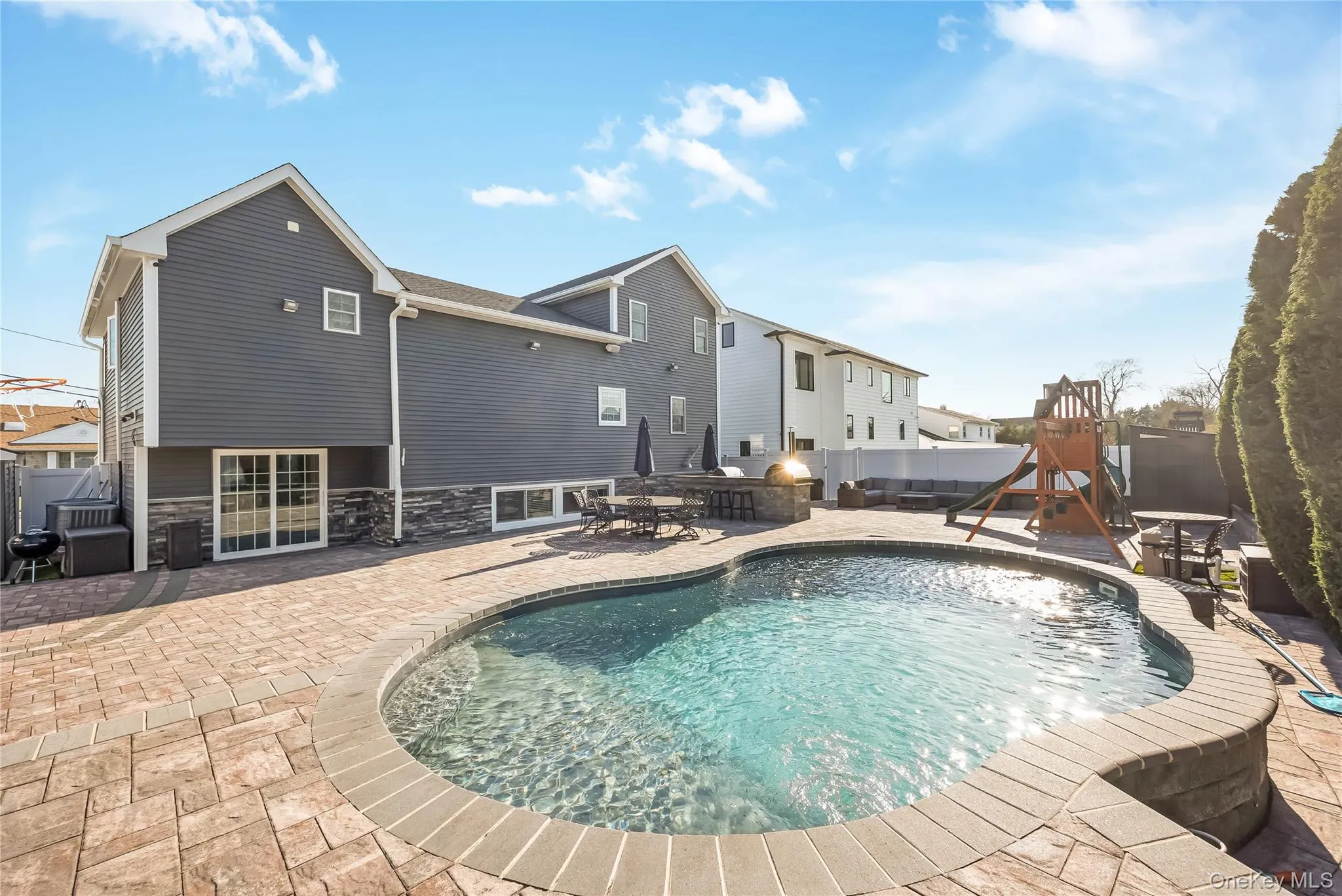42 Sandy Lane, Oyster Bay, NY, 5 Bedrooms Bedrooms, 15 Rooms Rooms,3 BathroomsBathrooms,Residential,For Rent,Sandy,0,986121 42 Sandy Lane, Oyster Bay, NY, 5 Bedrooms Bedrooms, 15 Rooms Rooms,3 BathroomsBathrooms,Residential,For Rent,Sandy,0,986121