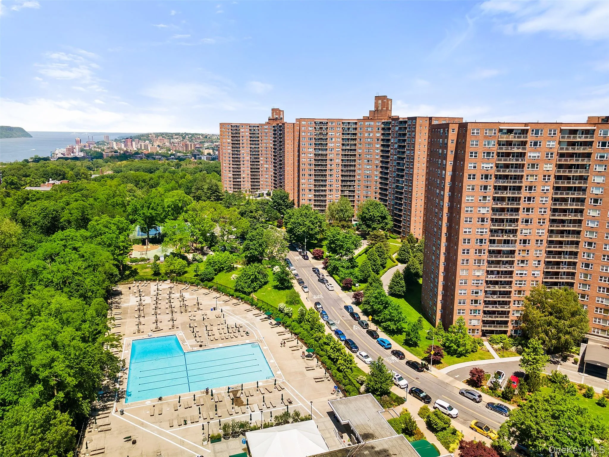 5800 Arlington Avenue, New York, NY, 3 Bedrooms Bedrooms, 6 Rooms Rooms,2 BathroomsBathrooms,Residential,For Rent,Arlington,0,986131 5800 Arlington Avenue, New York, NY, 3 Bedrooms Bedrooms, 6 Rooms Rooms,2 BathroomsBathrooms,Residential,For Rent,Arlington,0,986131