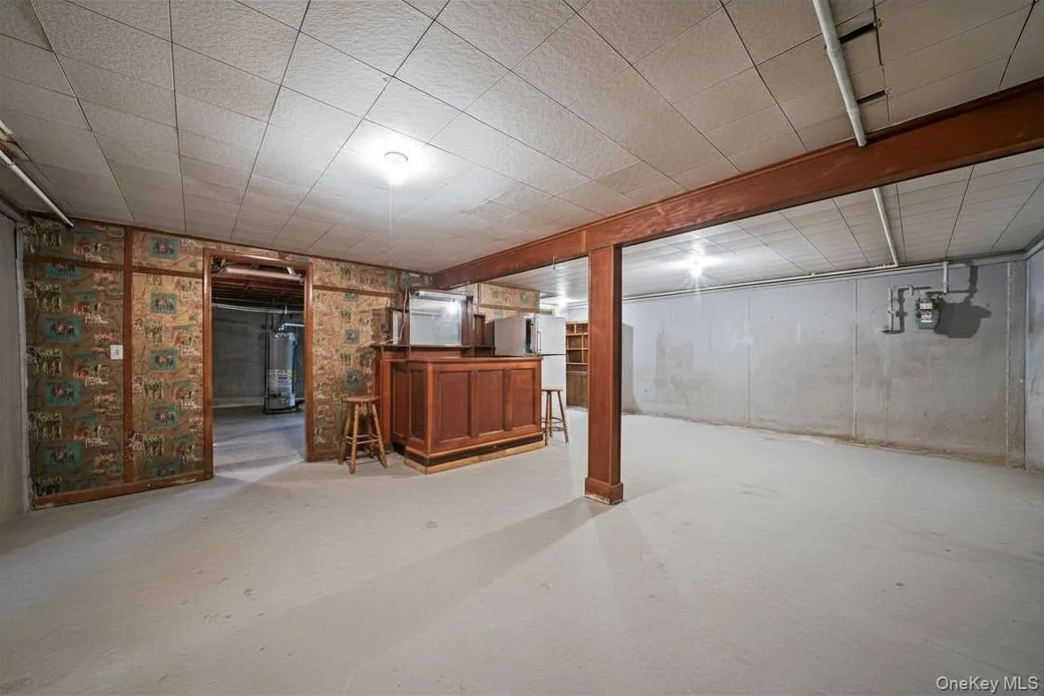 basement- unfinished - Speak Easy ;) basement- unfinished - Speak Easy ;)