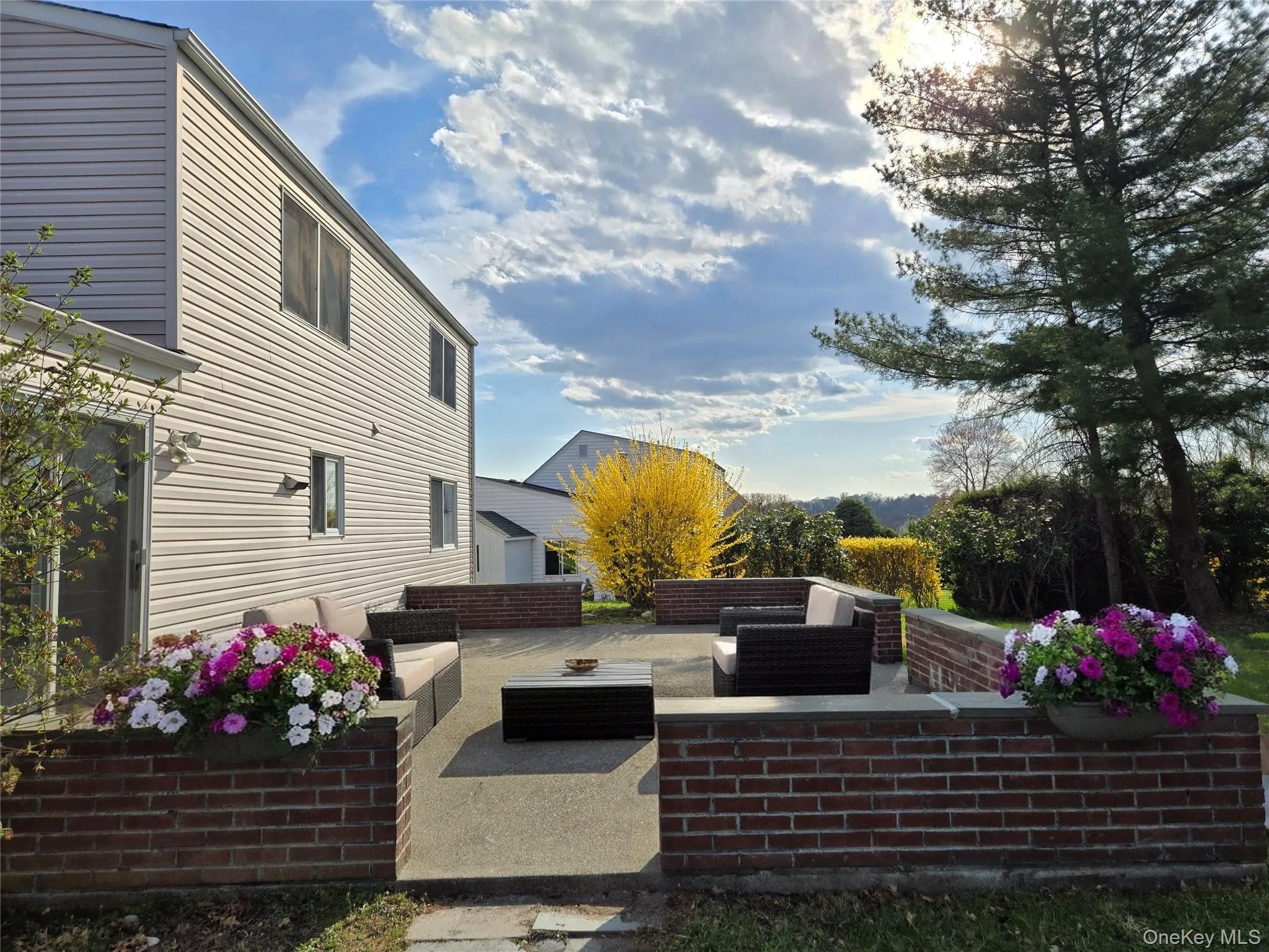 2585 Farsund Drive, Yorktown, NY, 3 Bedrooms Bedrooms, 9 Rooms Rooms,2 BathroomsBathrooms,Residential,For Rent,Farsund,0,986146 2585 Farsund Drive, Yorktown, NY, 3 Bedrooms Bedrooms, 9 Rooms Rooms,2 BathroomsBathrooms,Residential,For Rent,Farsund,0,986146